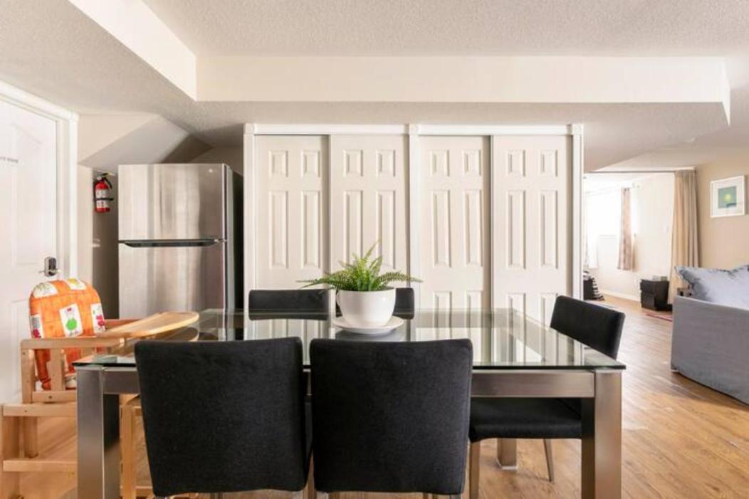 Self Check-In Spacious Apartment With Full Kitchen Ottawa Exteriér fotografie