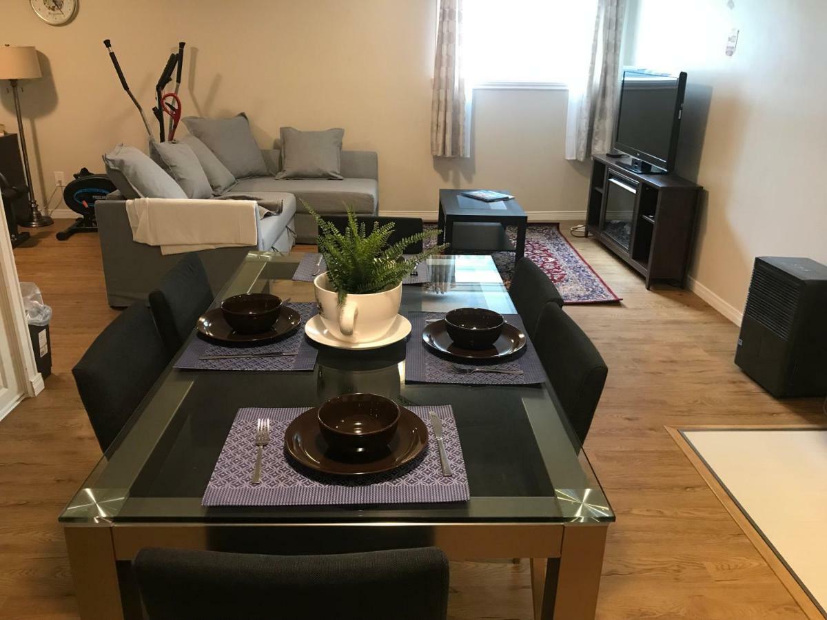 Self Check-In Spacious Apartment With Full Kitchen Ottawa Exteriér fotografie