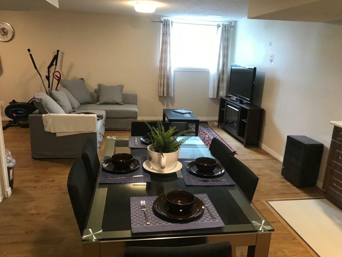 Self Check-In Spacious Apartment With Full Kitchen Ottawa Exteriér fotografie