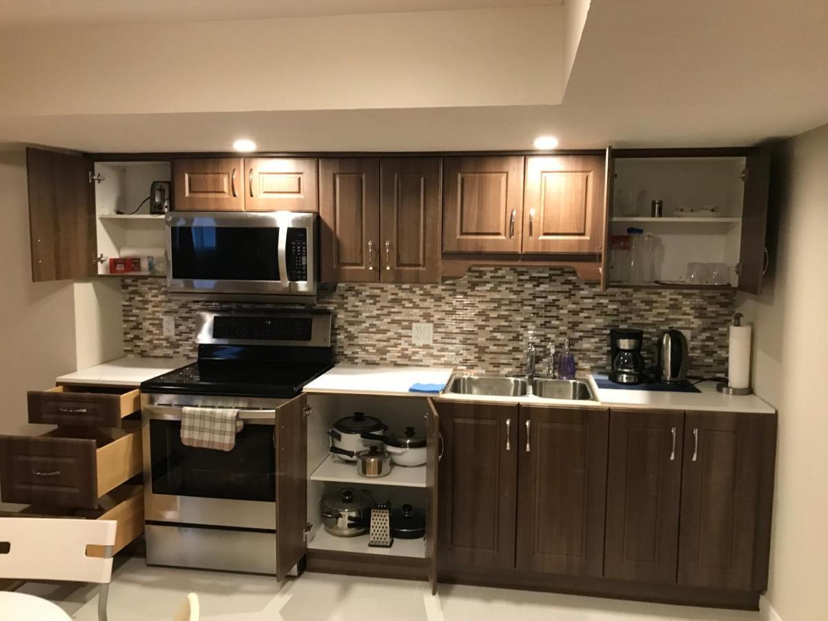 Self Check-In Spacious Apartment With Full Kitchen Ottawa Exteriér fotografie